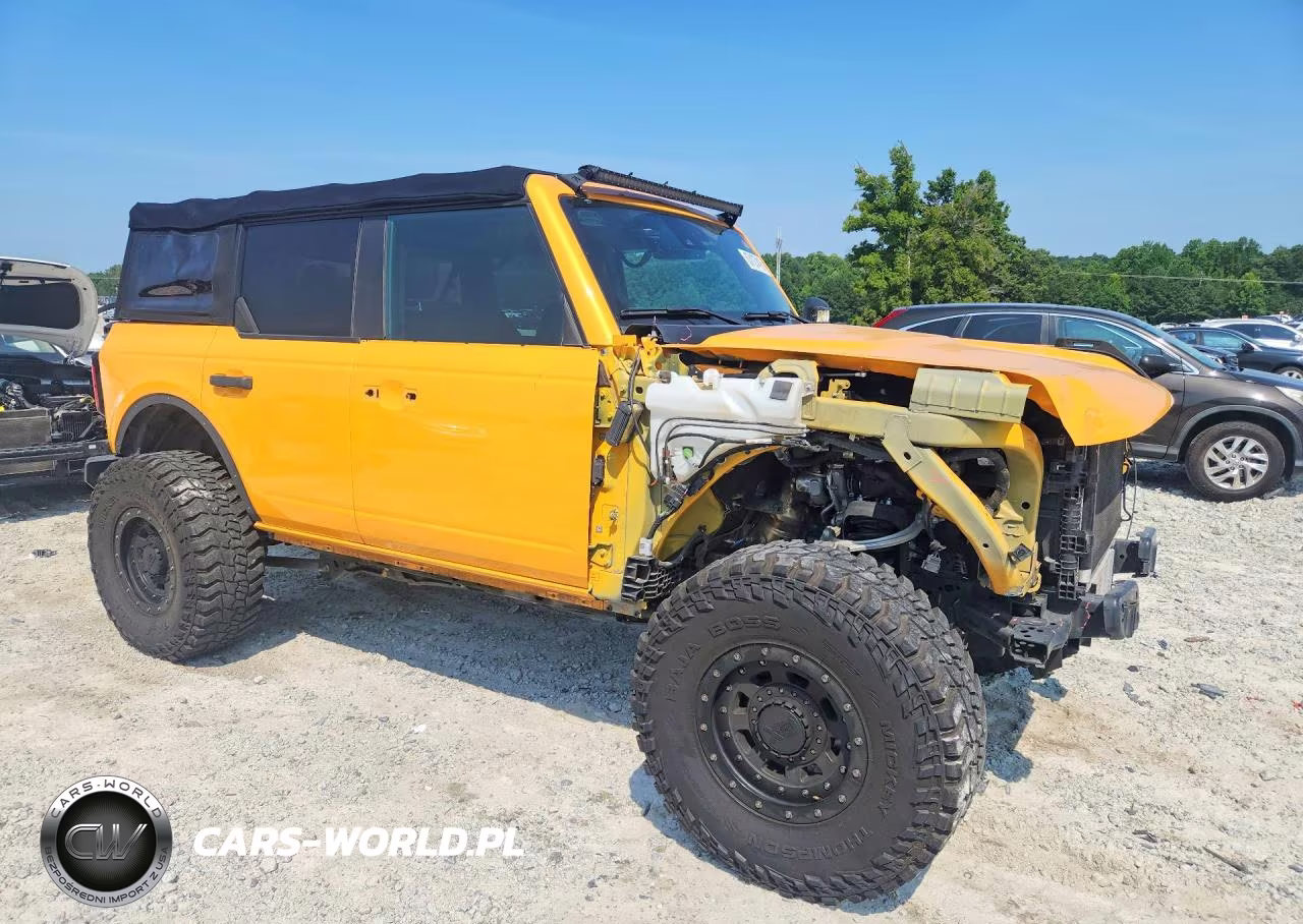 2021 Ford Bronco Base VIN:1FMEE5DP7MLA85852 - 4
