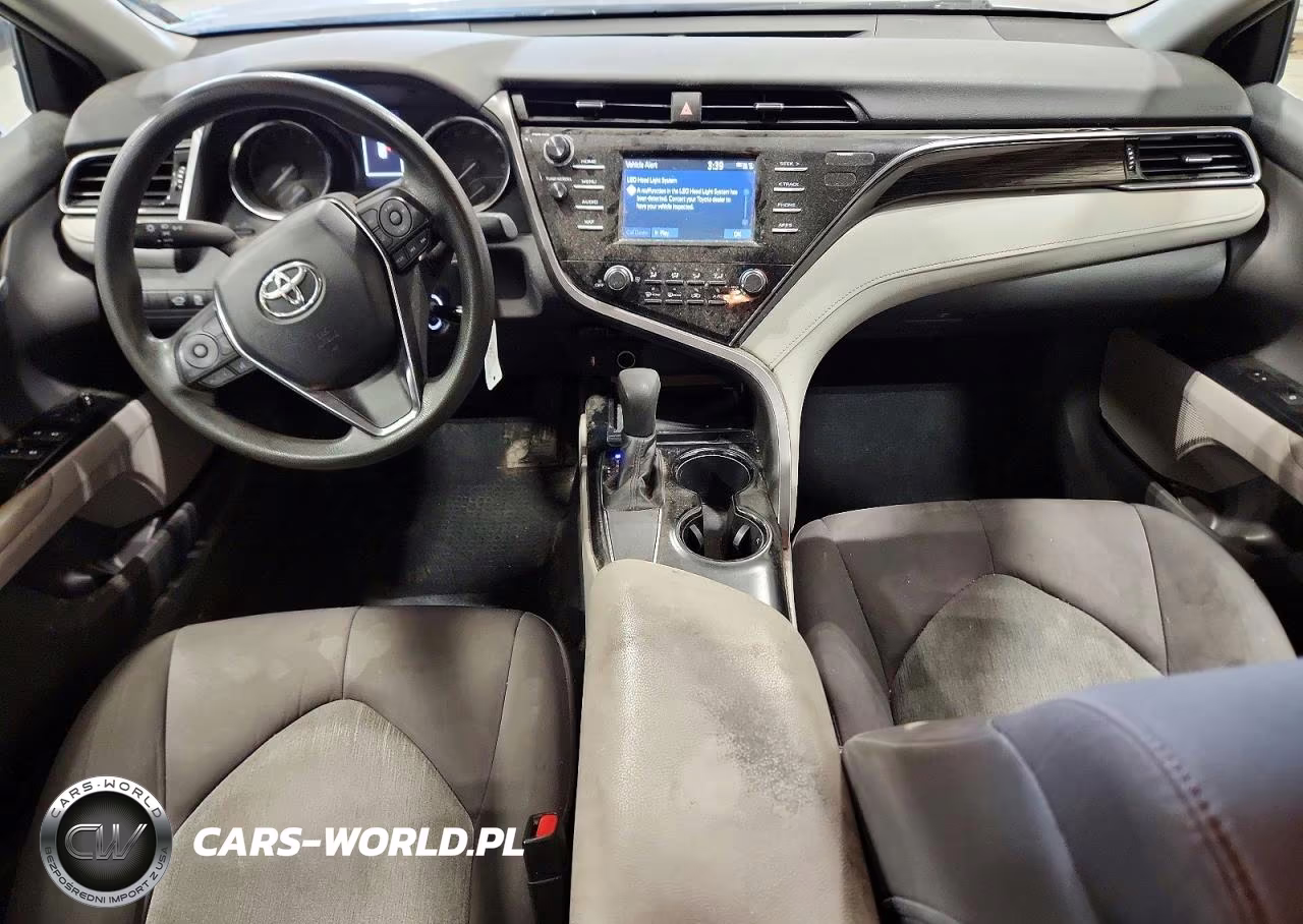 2019 Toyota Camry Le VIN:4T1B11HK3KU753112 - 8