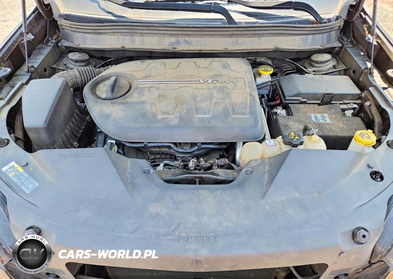 2021 Jeep Cherokee Latitude Lux VIN:1C4PJMMXXMD133020 - 12
