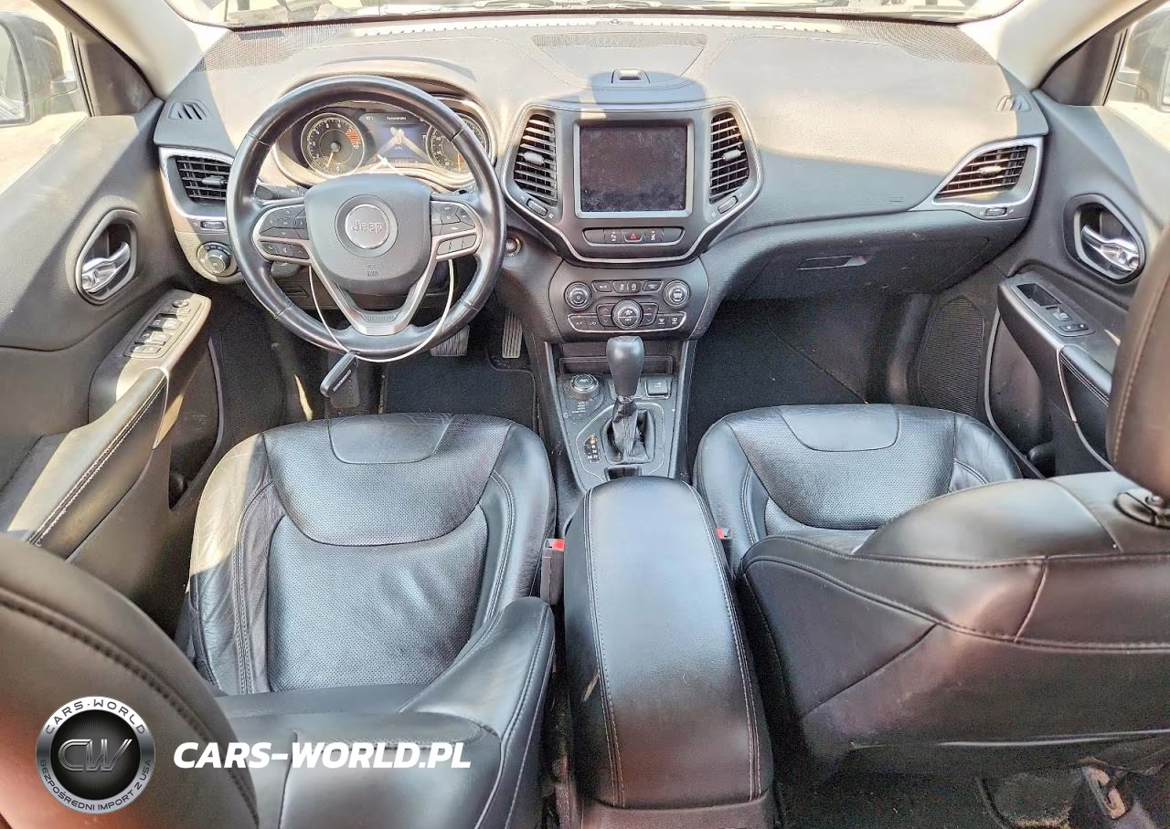 2021 Jeep Cherokee Latitude Lux VIN:1C4PJMMXXMD133020 - 8