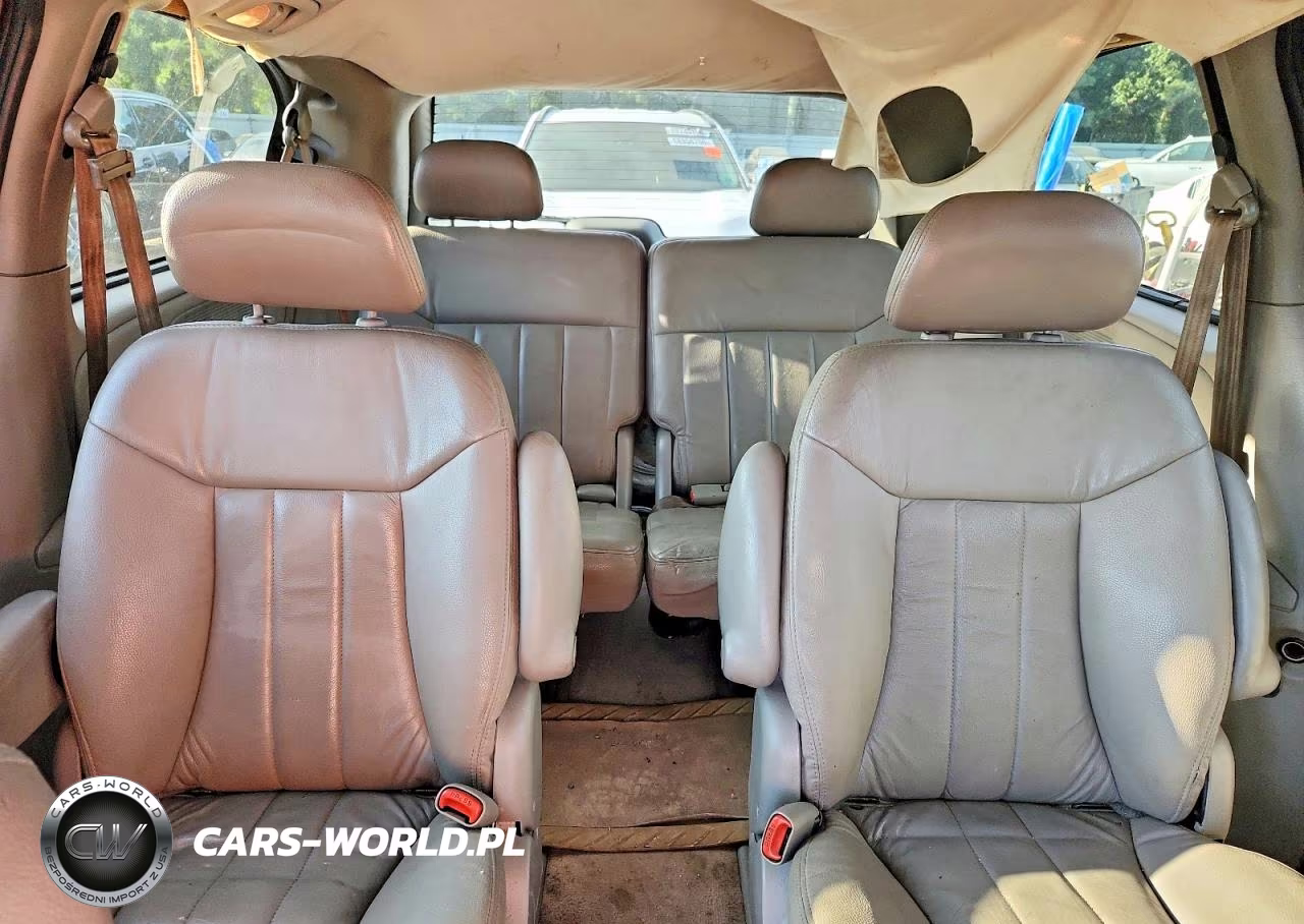 2003 Chrysler Town & Country Ex VIN:2C8GP74L53R144305 - 10