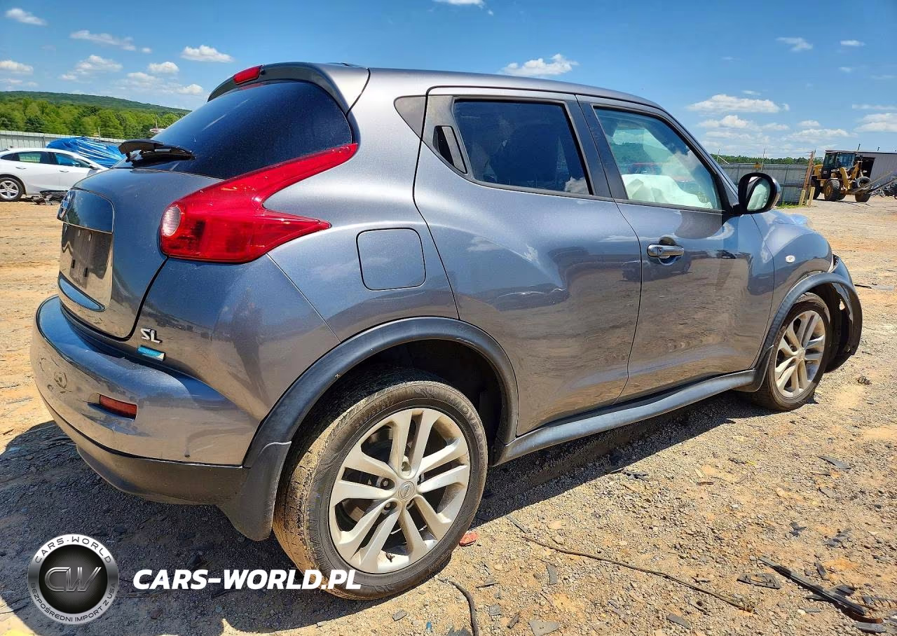 2013 Nissan Juke S VIN:JN8AF5MR5DT221708 - 3