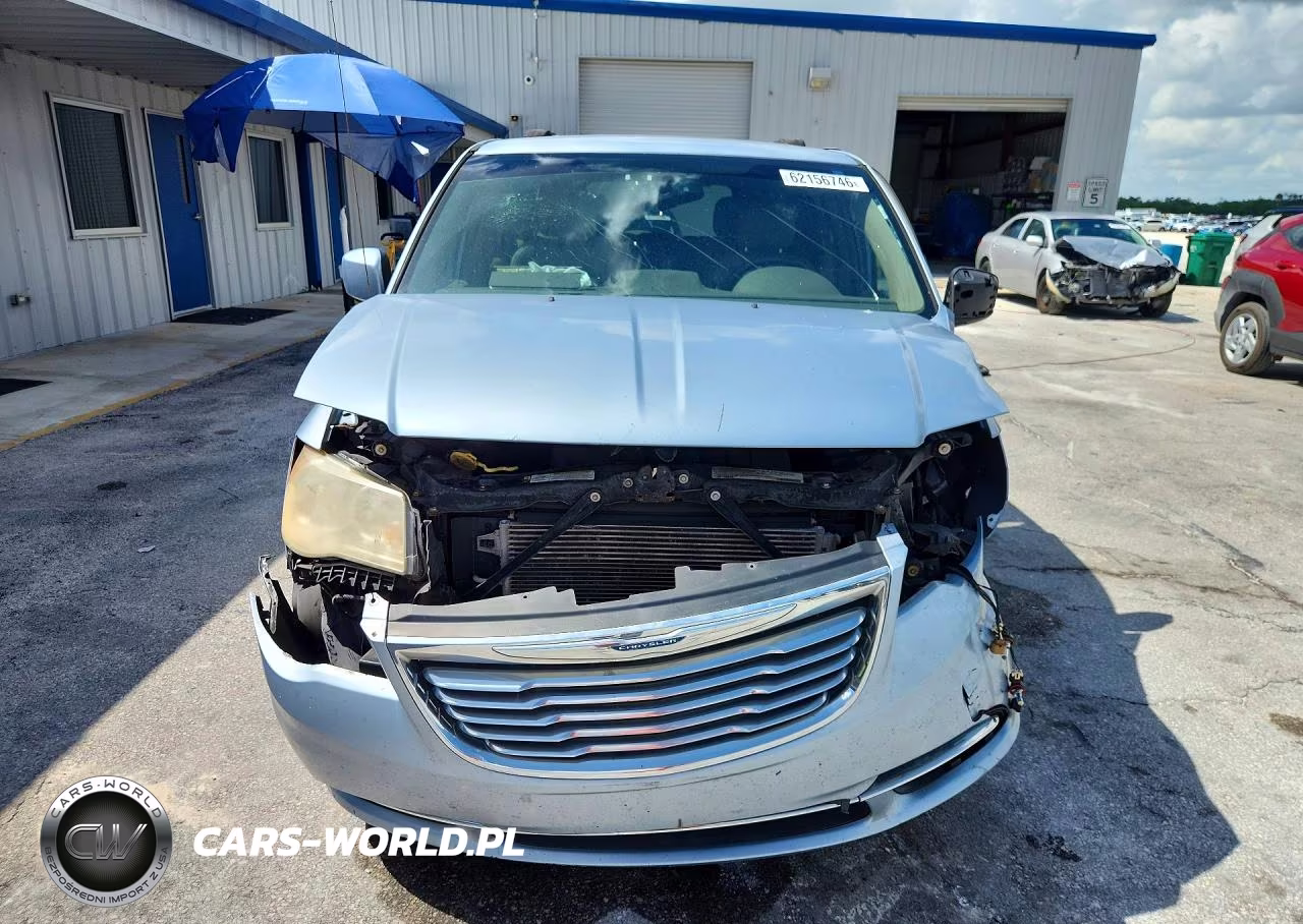 2012 Chrysler Town & Country Touring VIN:2C4RC1BG0CR383463 - 5