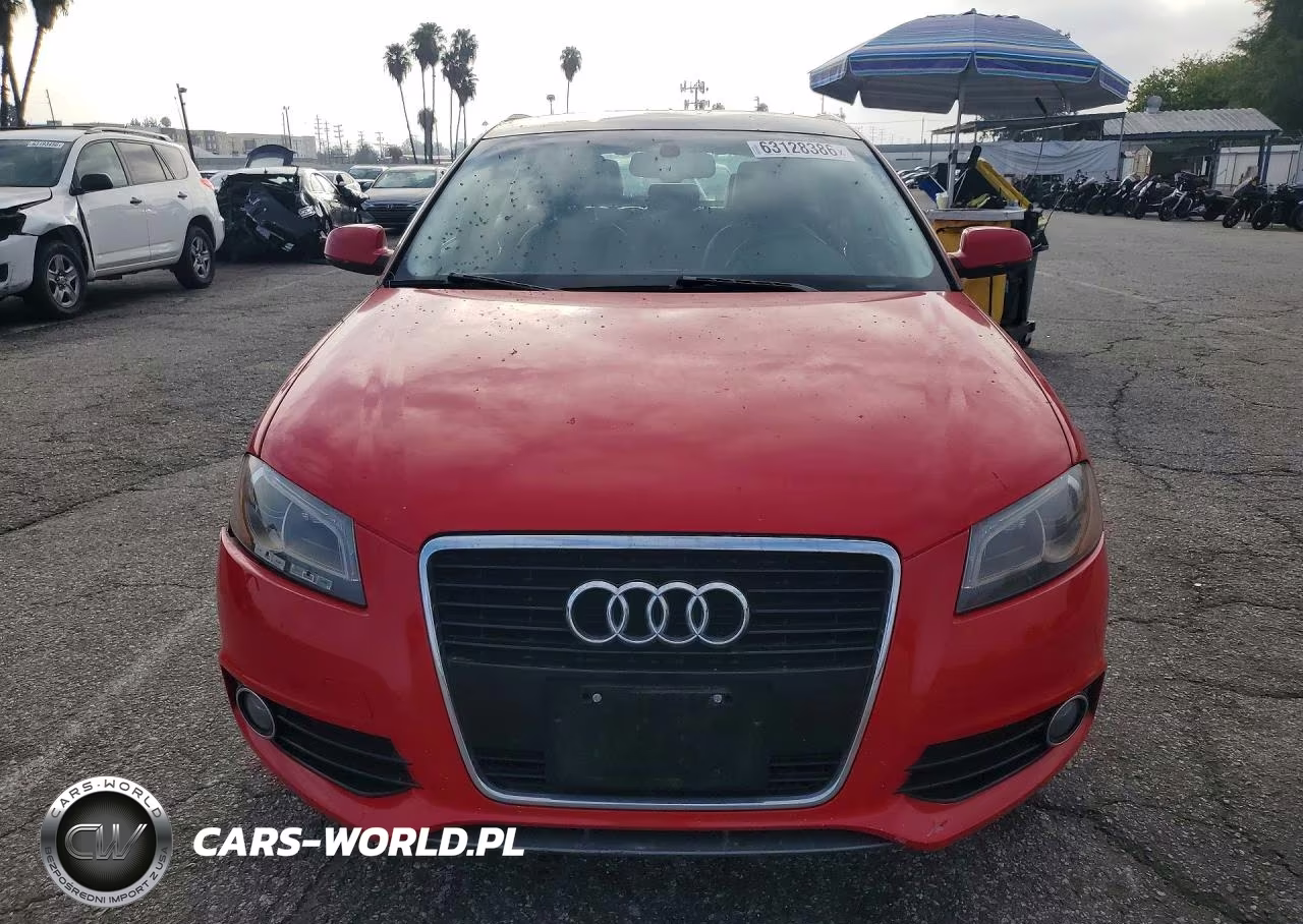 2013 Audi A3 Premium Plus VIN:WAUKJAFMXDA028018 - 5
