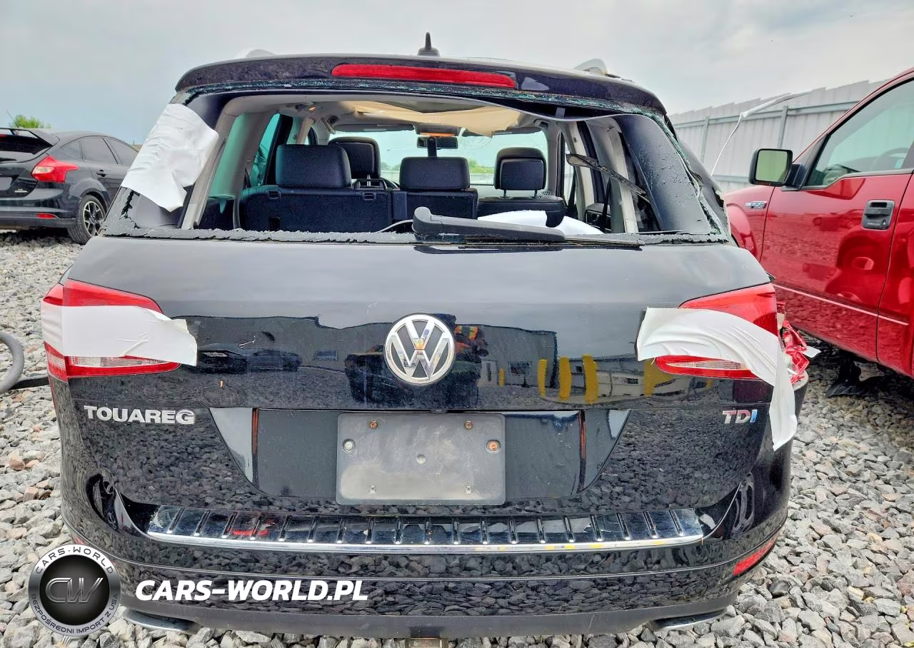 2014 Volkswagen Touareg V6 Tdi VIN:WVGEP9BP2ED001212 - 6