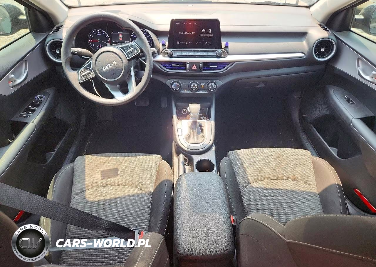 2024 Kia Forte Lx VIN:3KPF24AD5RE695223 - 8