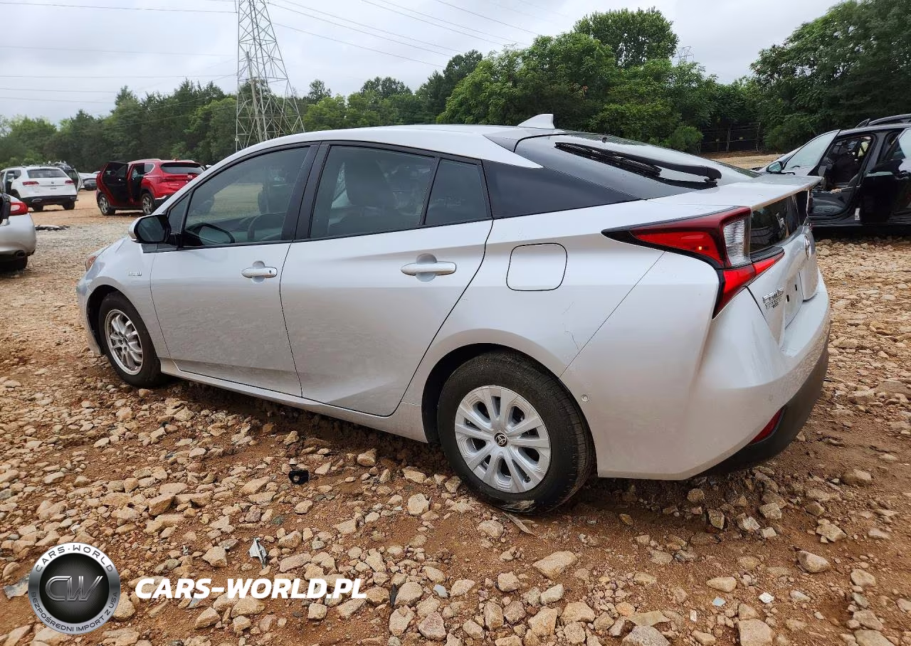 2019 Toyota Prius Le VIN:JTDKARFU3K3098933 - 2
