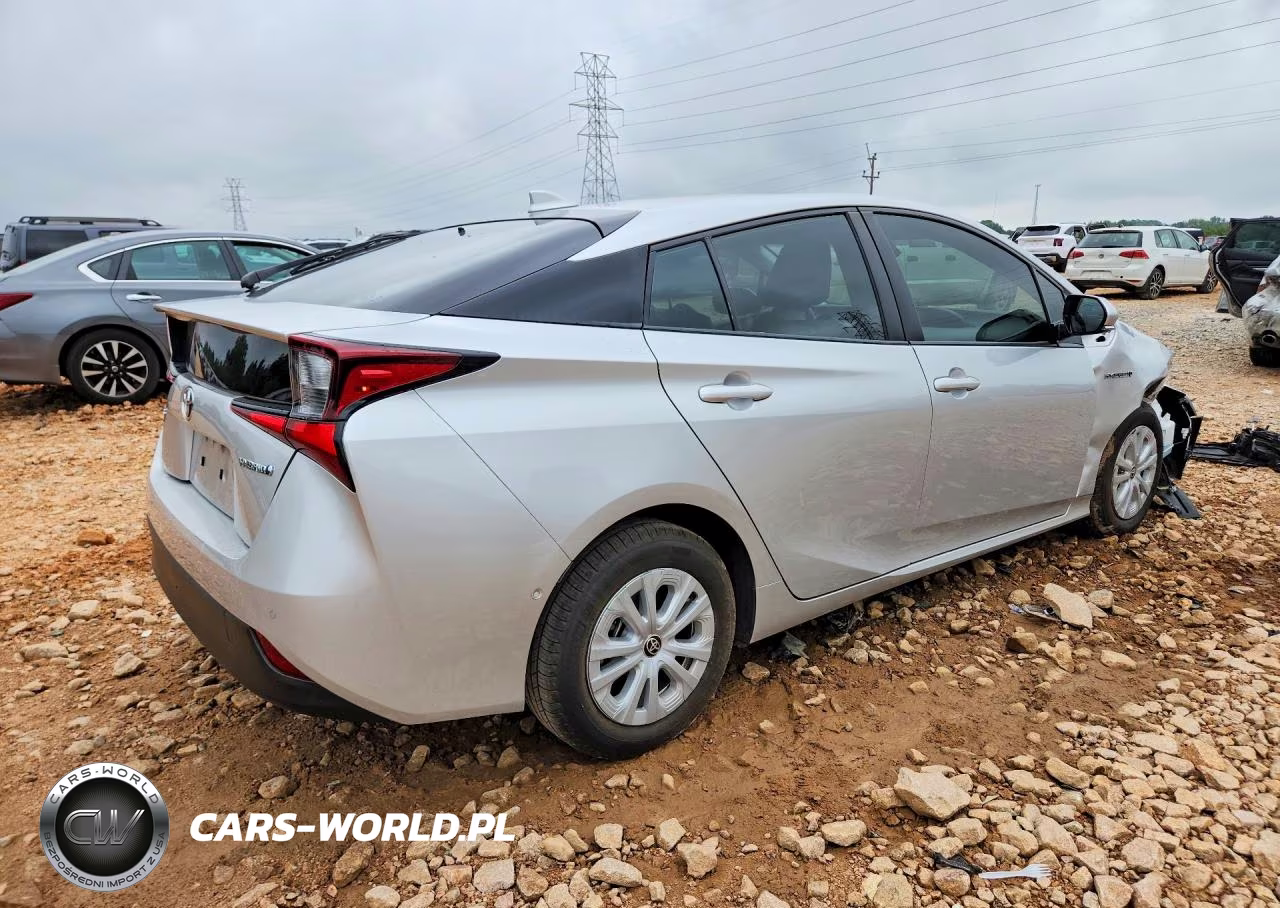 2019 Toyota Prius Le VIN:JTDKARFU3K3098933 - 3