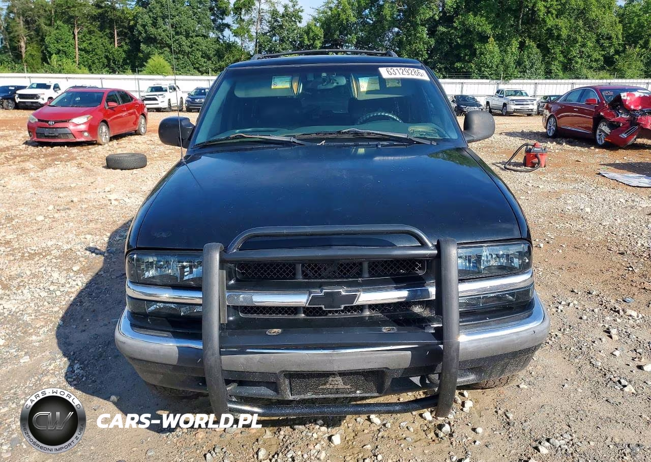 2001 Chevrolet Blazer VIN:1GNDT13W112185459 - 5