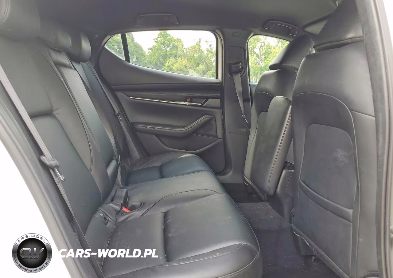 2020 Mazda 3 Preferred VIN:JM1BPBMMXL1159362 - 11