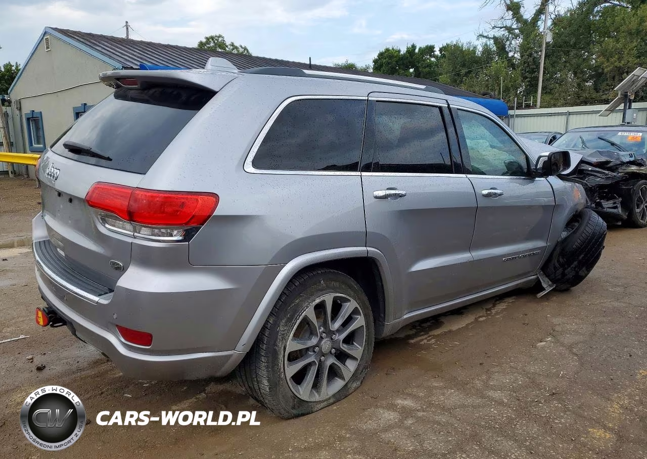 2018 Jeep Grand Cherokee Overland VIN:1C4RJFCG9JC373506 - 3