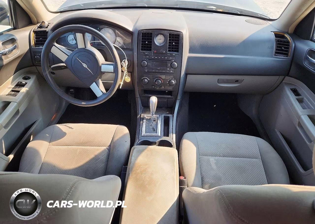 2007 Chrysler 300 VIN:2C3LA43R57H802131 - 8