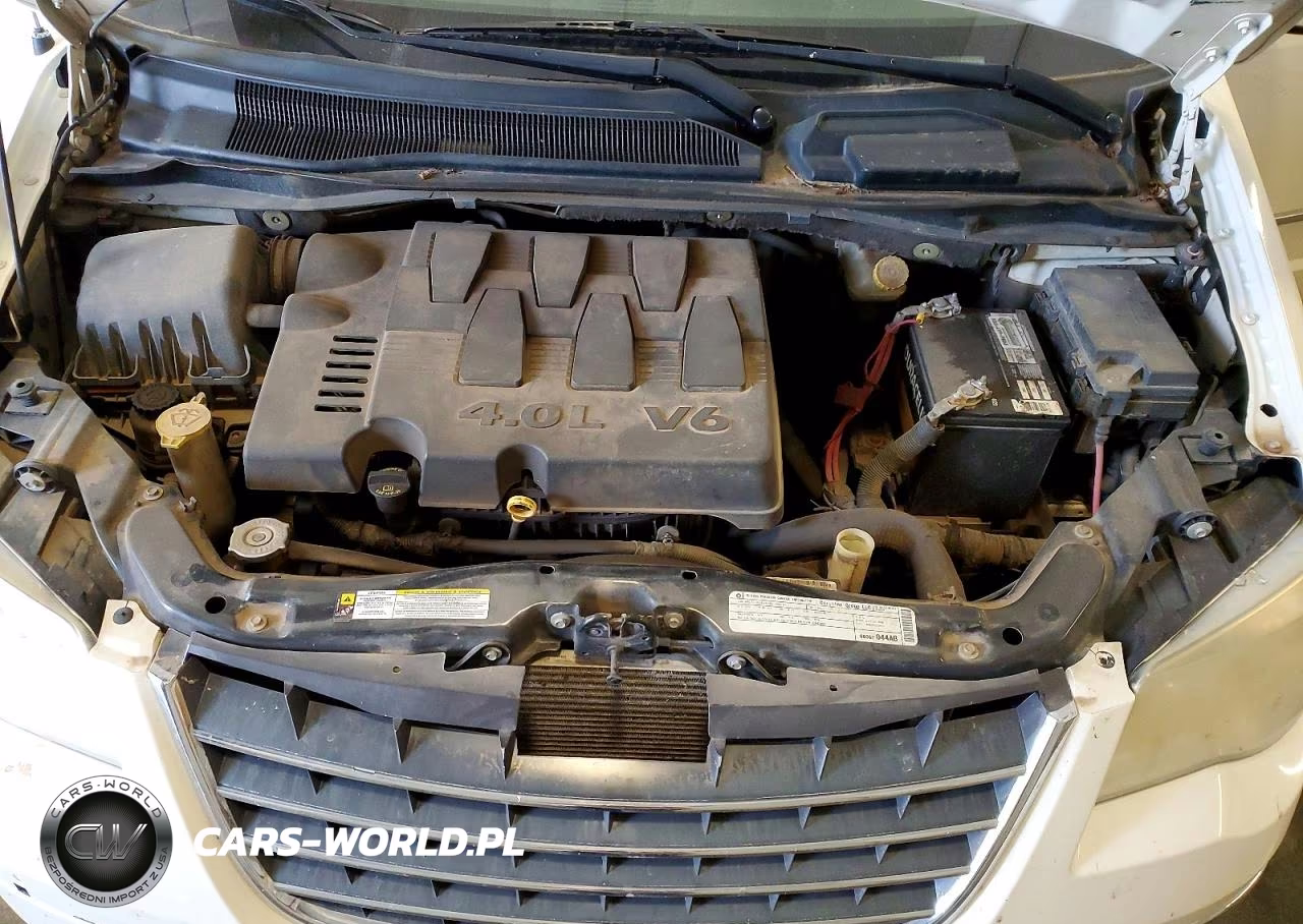 2010 Chrysler Town & Country Touring VIN:2A4RR5DX7AR290739 - 12