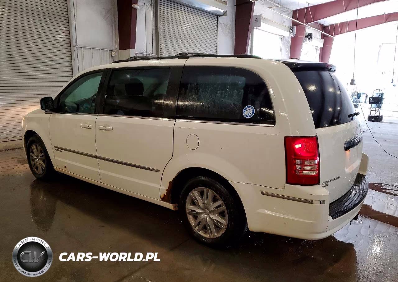 2010 Chrysler Town & Country Touring VIN:2A4RR5DX7AR290739 - 2