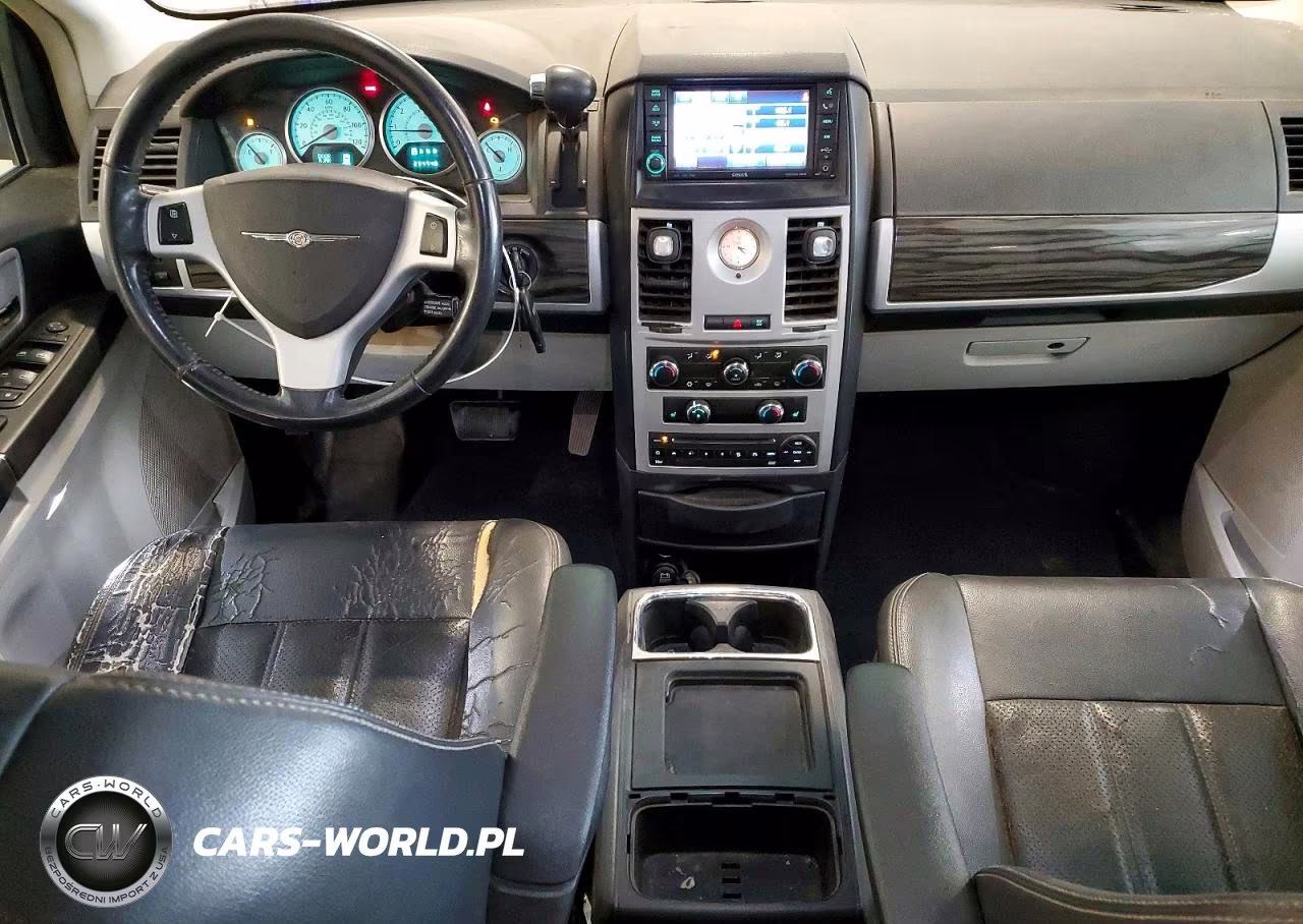 2010 Chrysler Town & Country Touring VIN:2A4RR5DX7AR290739 - 8
