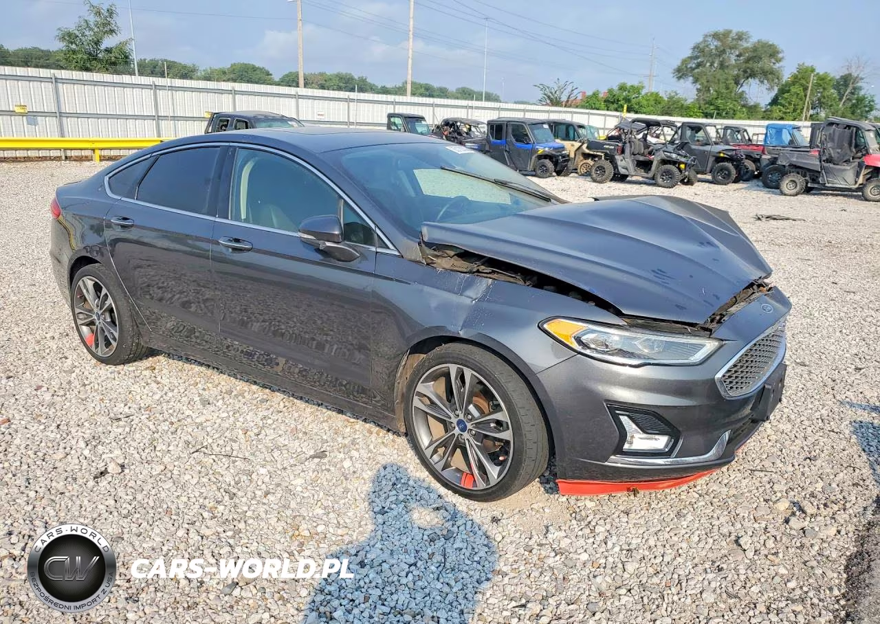 2020 Ford Fusion Titanium VIN:3FA6P0D93LR192345 - 4