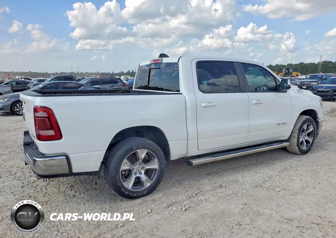 2024 Ram 1500 Laramie VIN:1C6SRFJT0RN149378 - 3