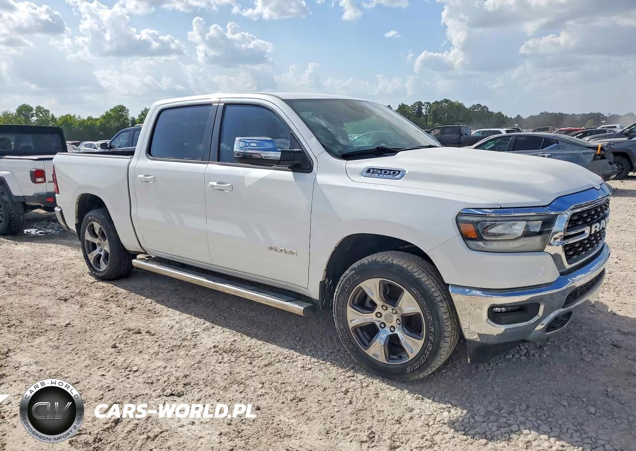 2024 Ram 1500 Laramie VIN:1C6SRFJT0RN149378 - 4