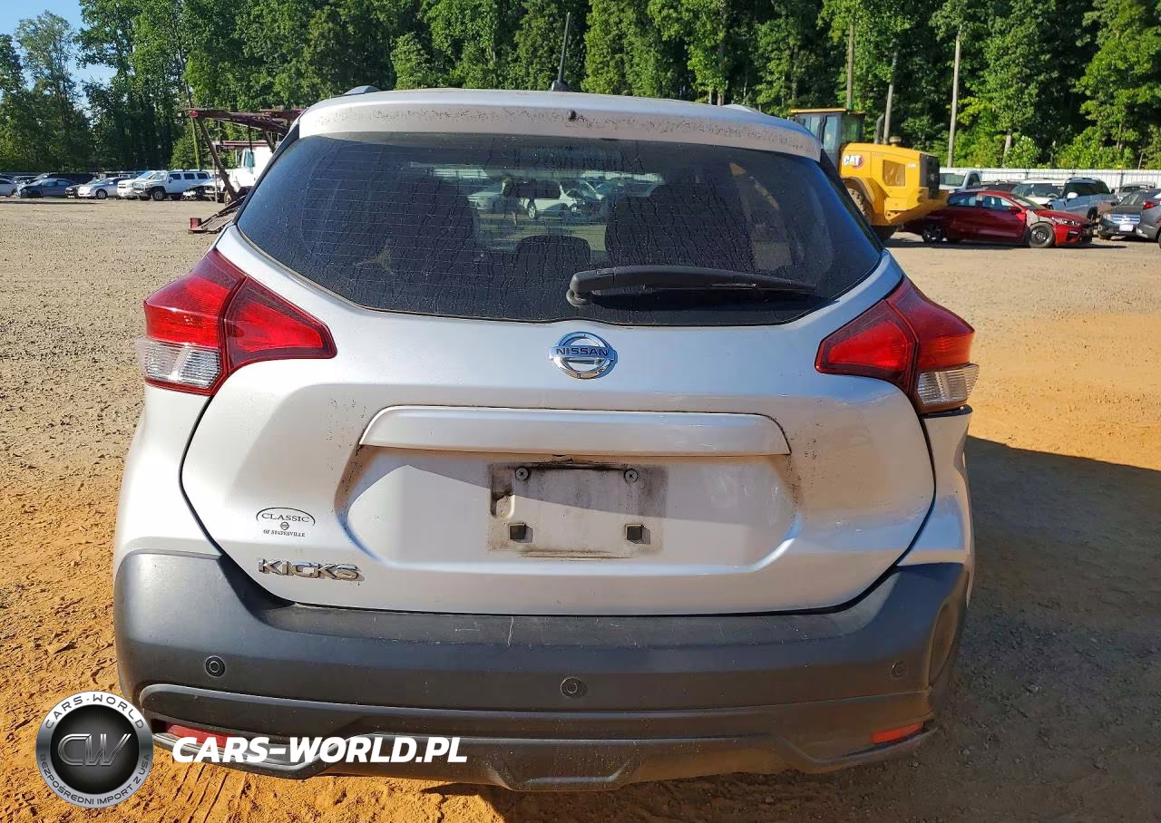 2018 Nissan Kicks S VIN:3N1CP5CU4JL531102 - 6