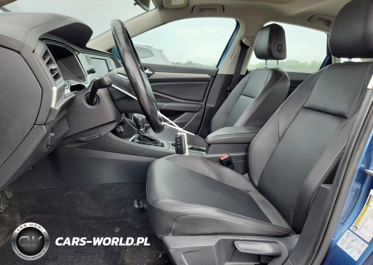 2019 Volkswagen Jetta S VIN:3VWCB7BU3KM201310 - 7