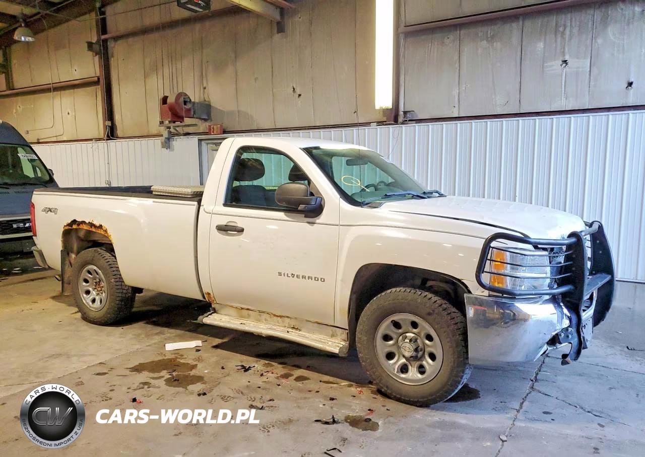 2012 Chevrolet Silverado K1500 VIN:1GCNKPEA2CZ272477 - 4