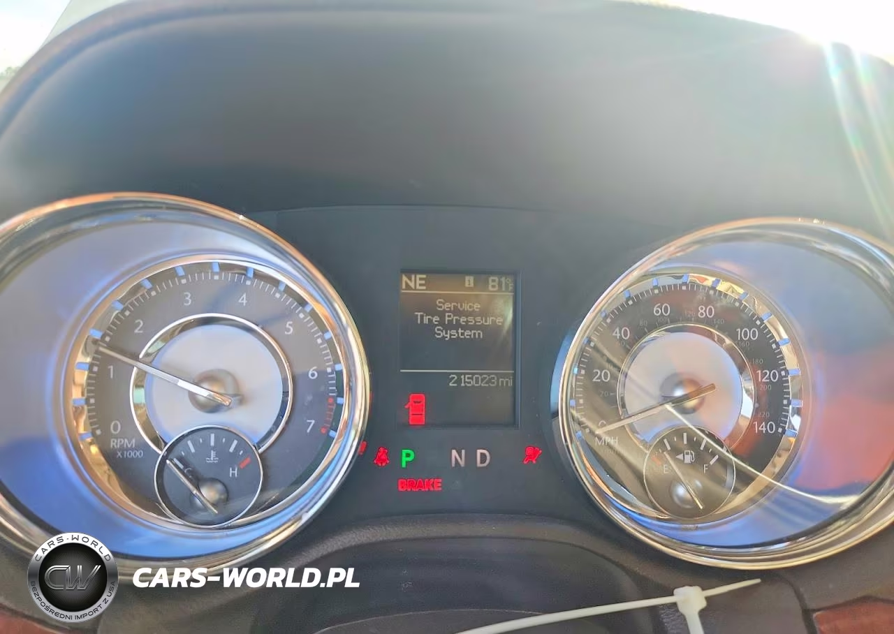 2011 Chrysler 300 Limited VIN:2C3CA5CG9BH509426 - 9