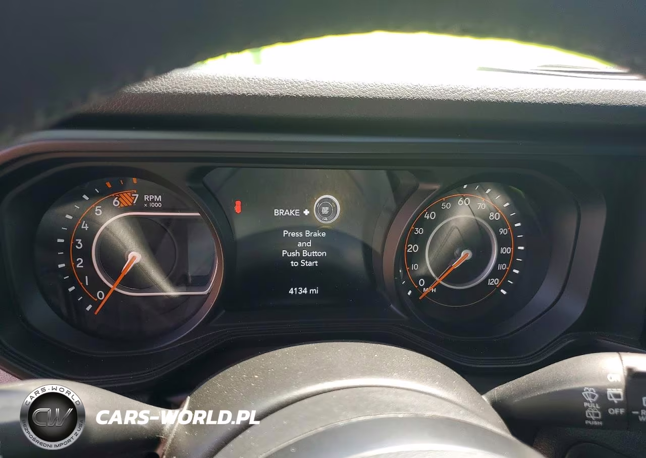 2025 Jeep Wrangler Sport VIN:1C4PJXDN1SW553282 - 9
