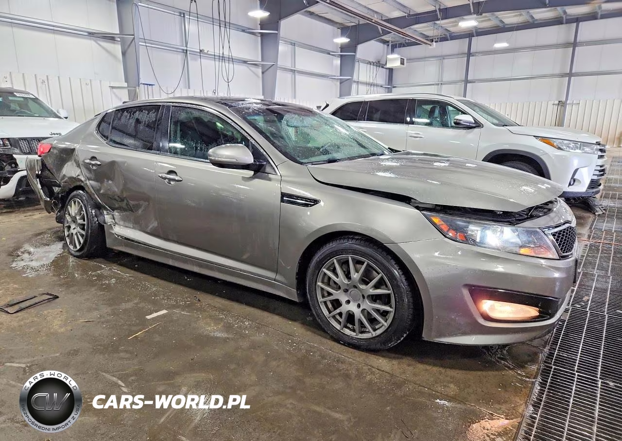 2012 Kia Optima Sx VIN:5XXGR4A68CG013225 - 4