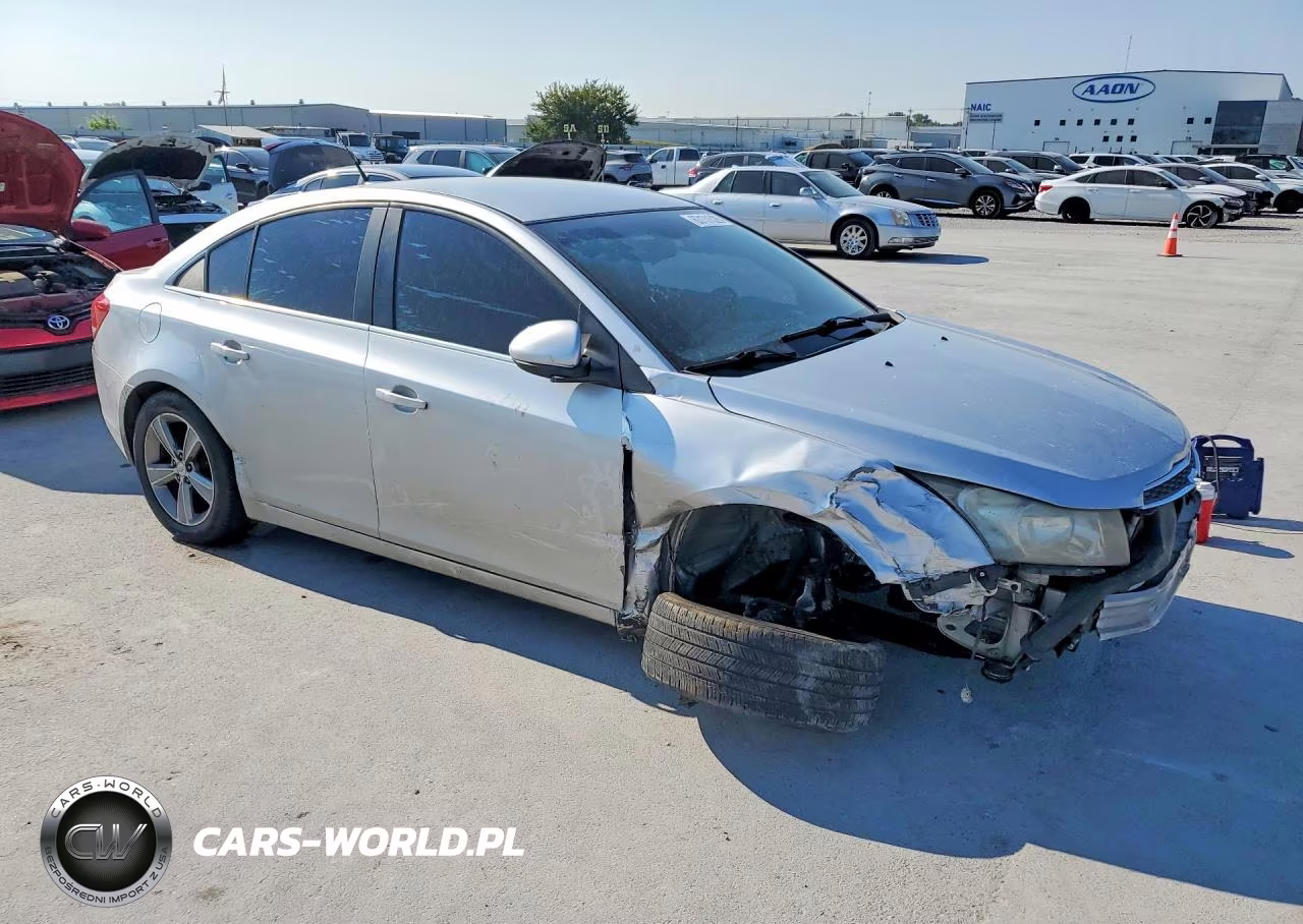 2013 Chevrolet Cruze Lt VIN:1G1PE5SB4D7184456 - 4