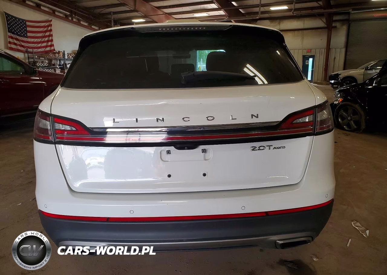 2020 Lincoln Nautilus Reserve VIN:2LMPJ8K96LBL34140 - 6