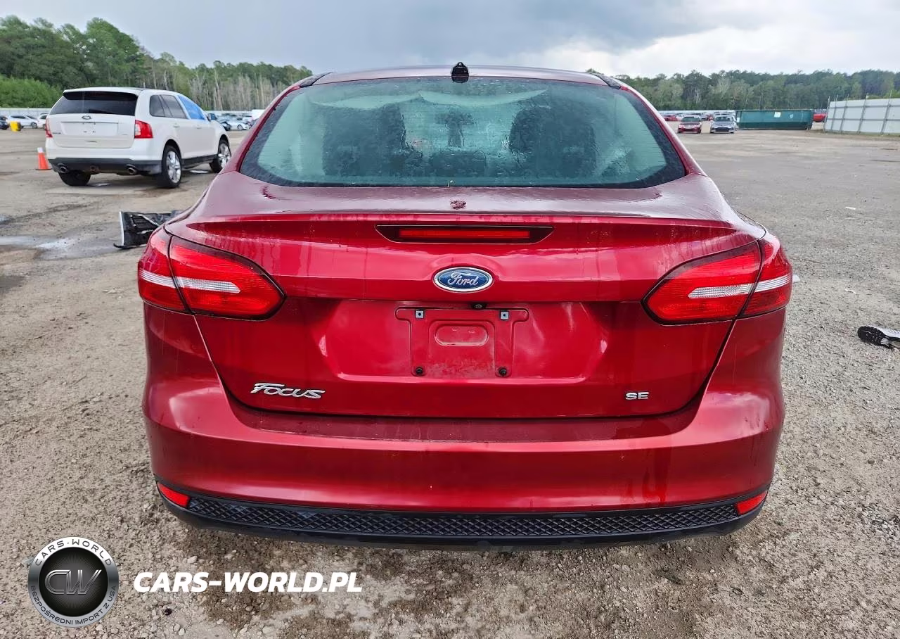 2017 Ford Focus Se VIN:1FADP3F20HL312052 - 6