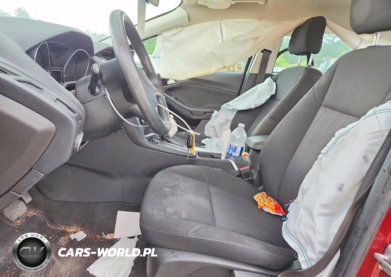 2017 Ford Focus Se VIN:1FADP3F20HL312052 - 7