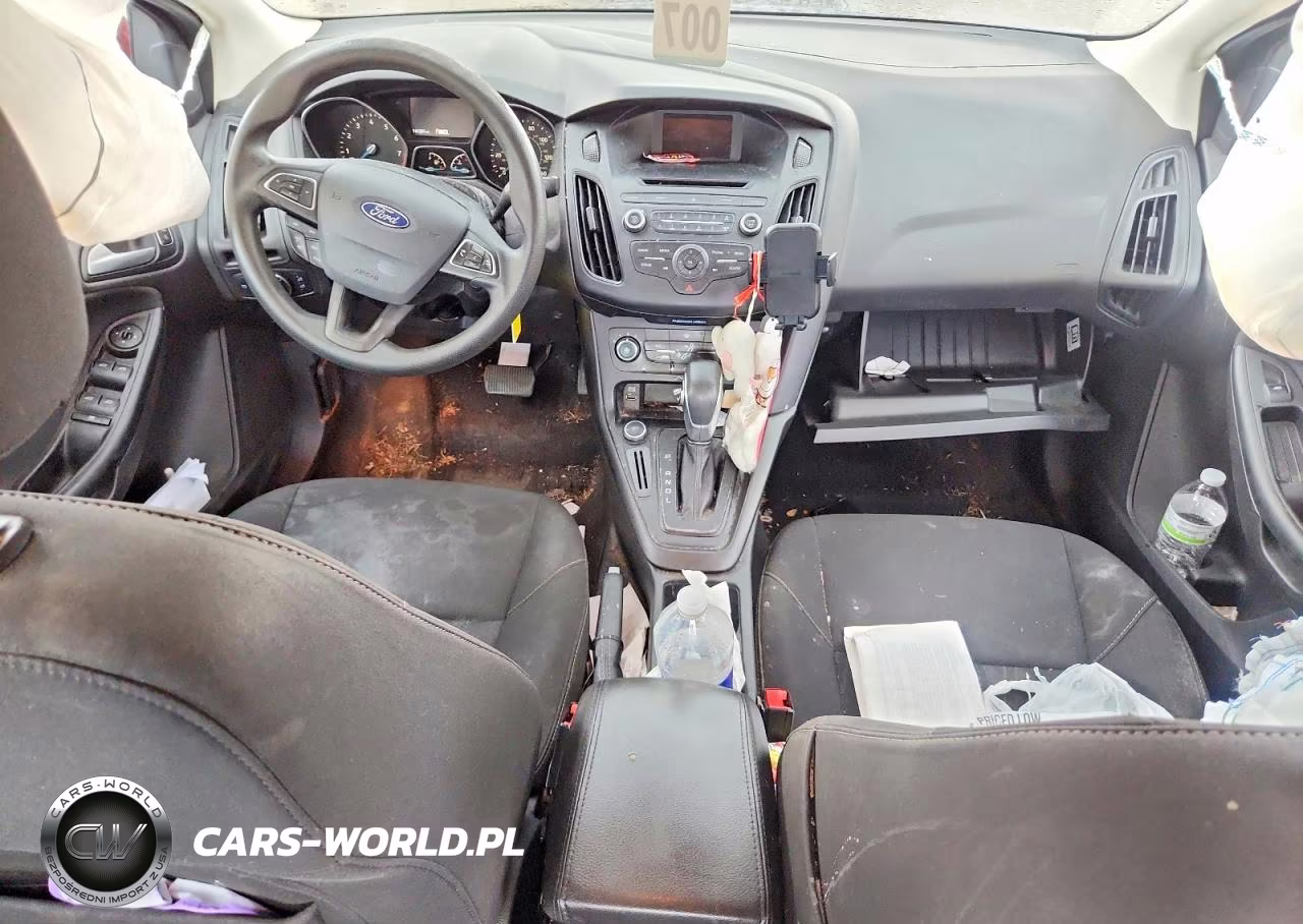2017 Ford Focus Se VIN:1FADP3F20HL312052 - 8