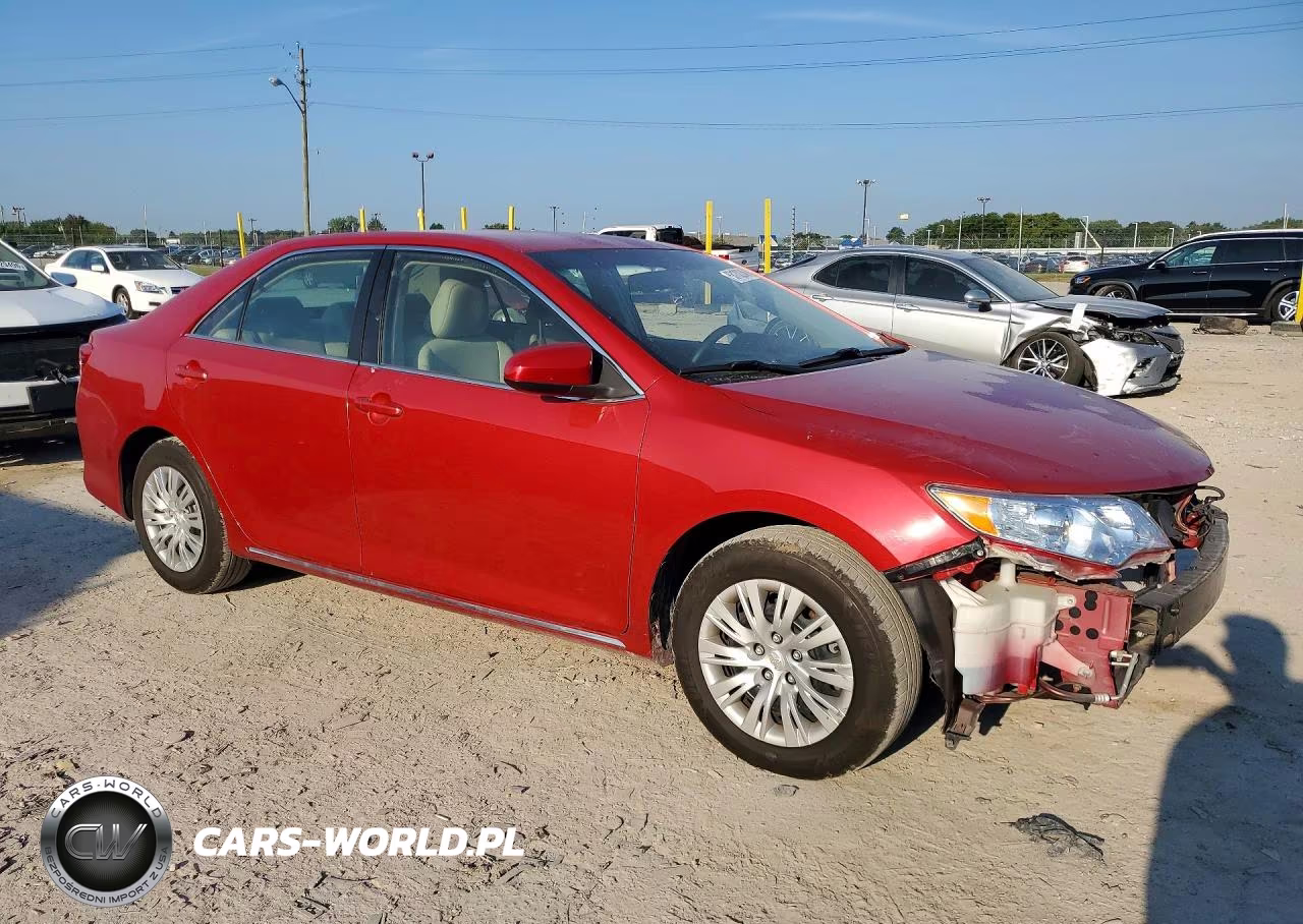 2014 Toyota Camry Le VIN:4T4BF1FK2ER406577 - 4