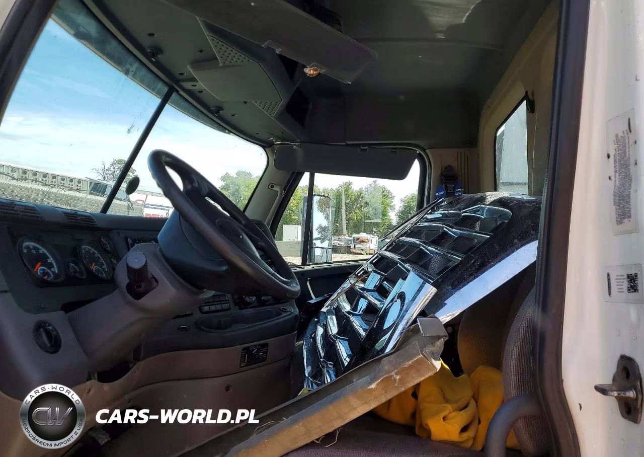 2017 Freightliner Cascadia 125 Semi Truck VIN:3AKJGEDV0HDHS9293 - 7