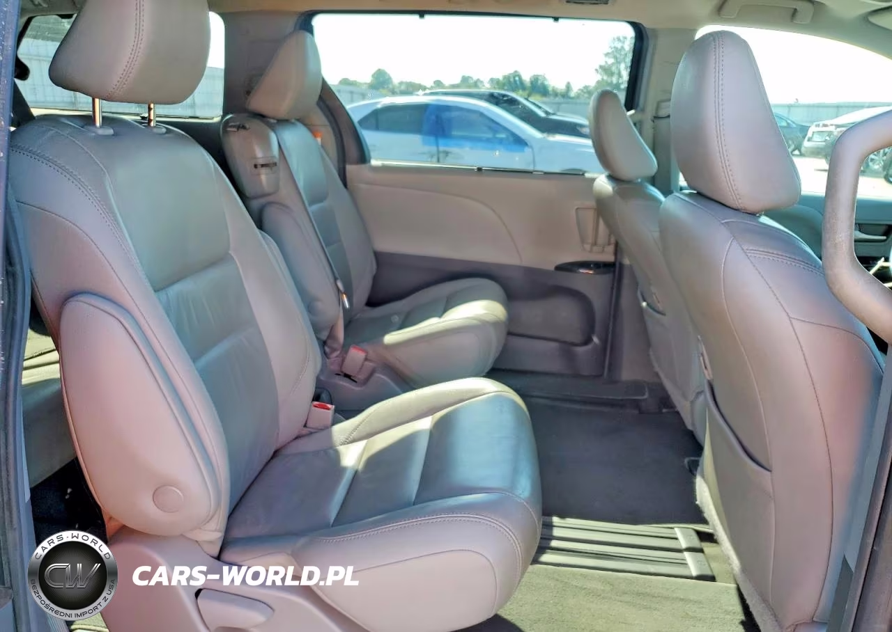 2018 Toyota Sienna Xle Premium 8-Passenger VIN:5TDYZ3DC2JS960353 - 11