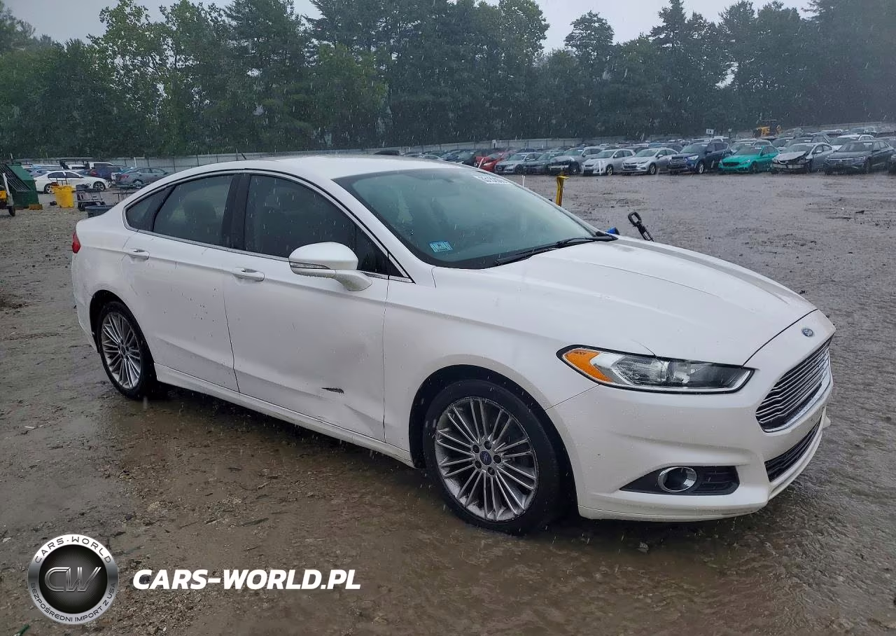 2013 Ford Fusion Se VIN:3FA6P0HR2DR337905 - 4