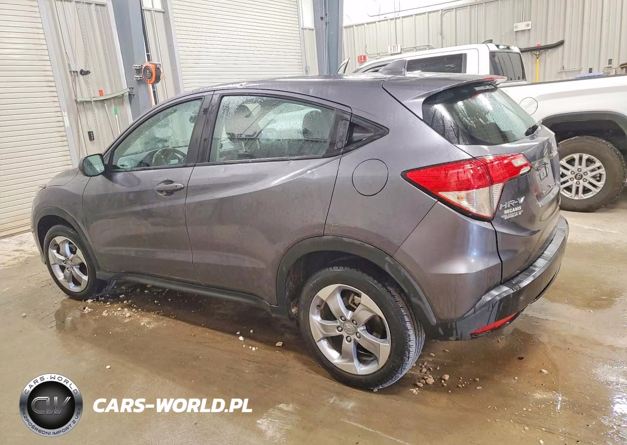 2020 Honda Hr-V Lx VIN:3CZRU6H35LM714585 - 2