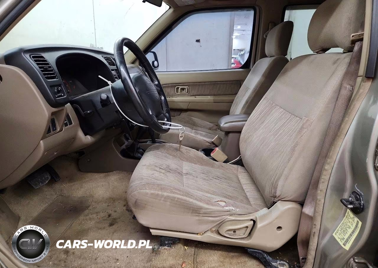 2000 Nissan Frontier Xe VIN:1N6ED27YXYC356352 - 7