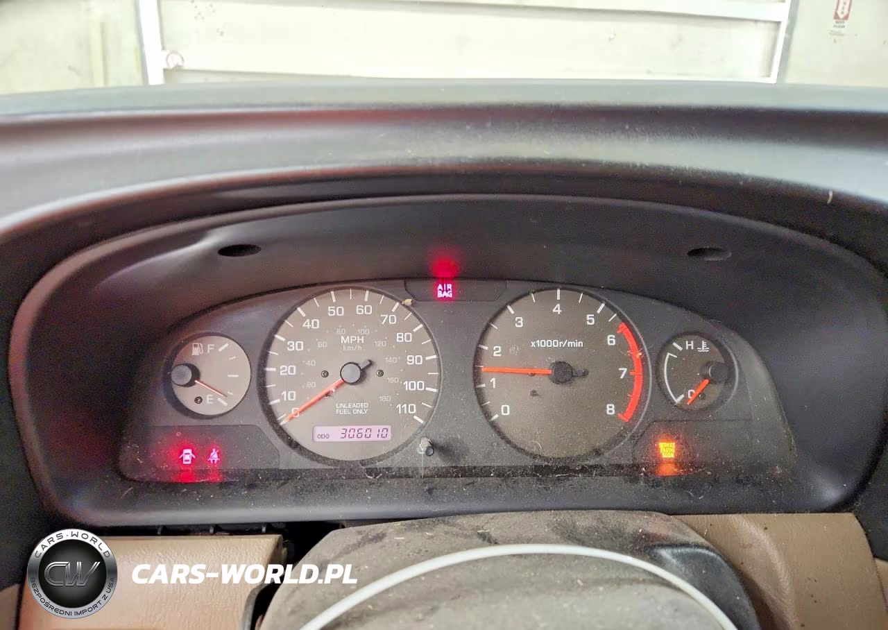 2000 Nissan Frontier Xe VIN:1N6ED27YXYC356352 - 9