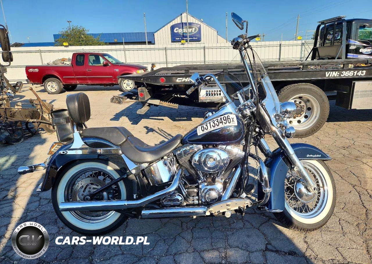 2014 Harley-Davidson Flstc Heritage Softail Classic VIN:1HD1BWV1XEB045895 - 1