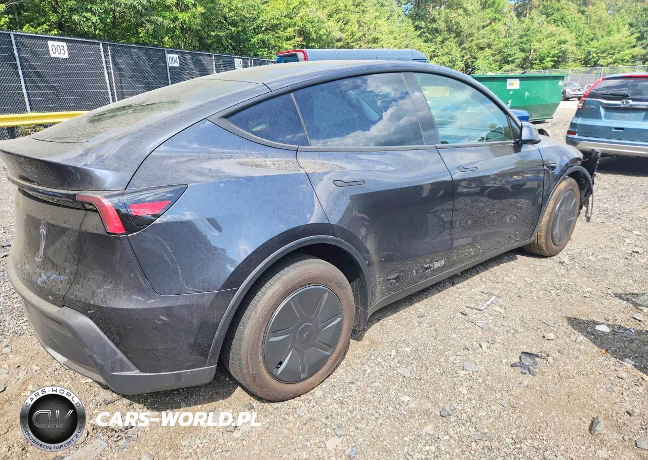2026 Tesla Model Y VIN:7SAYGDED9TA705127 - 3
