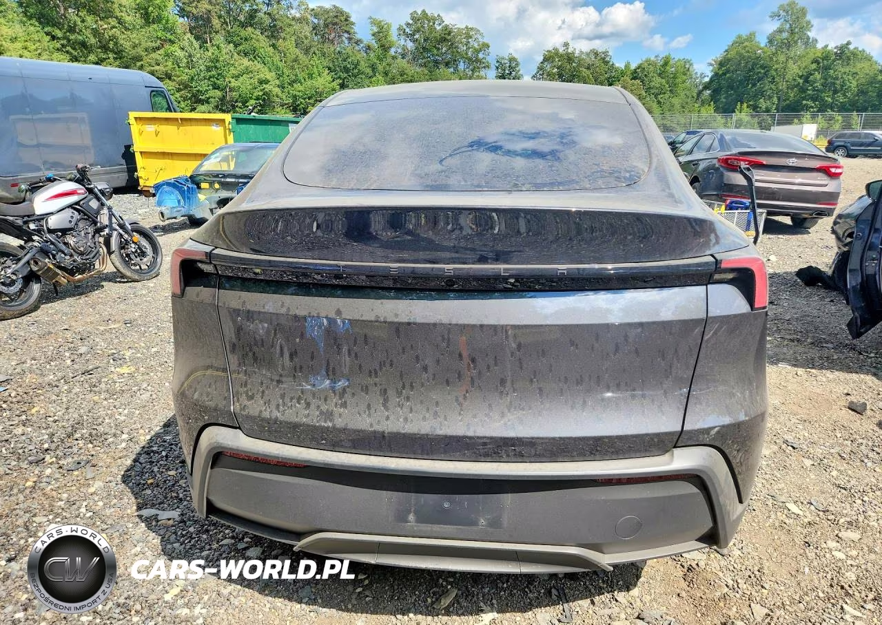 2026 Tesla Model Y VIN:7SAYGDED9TA705127 - 6