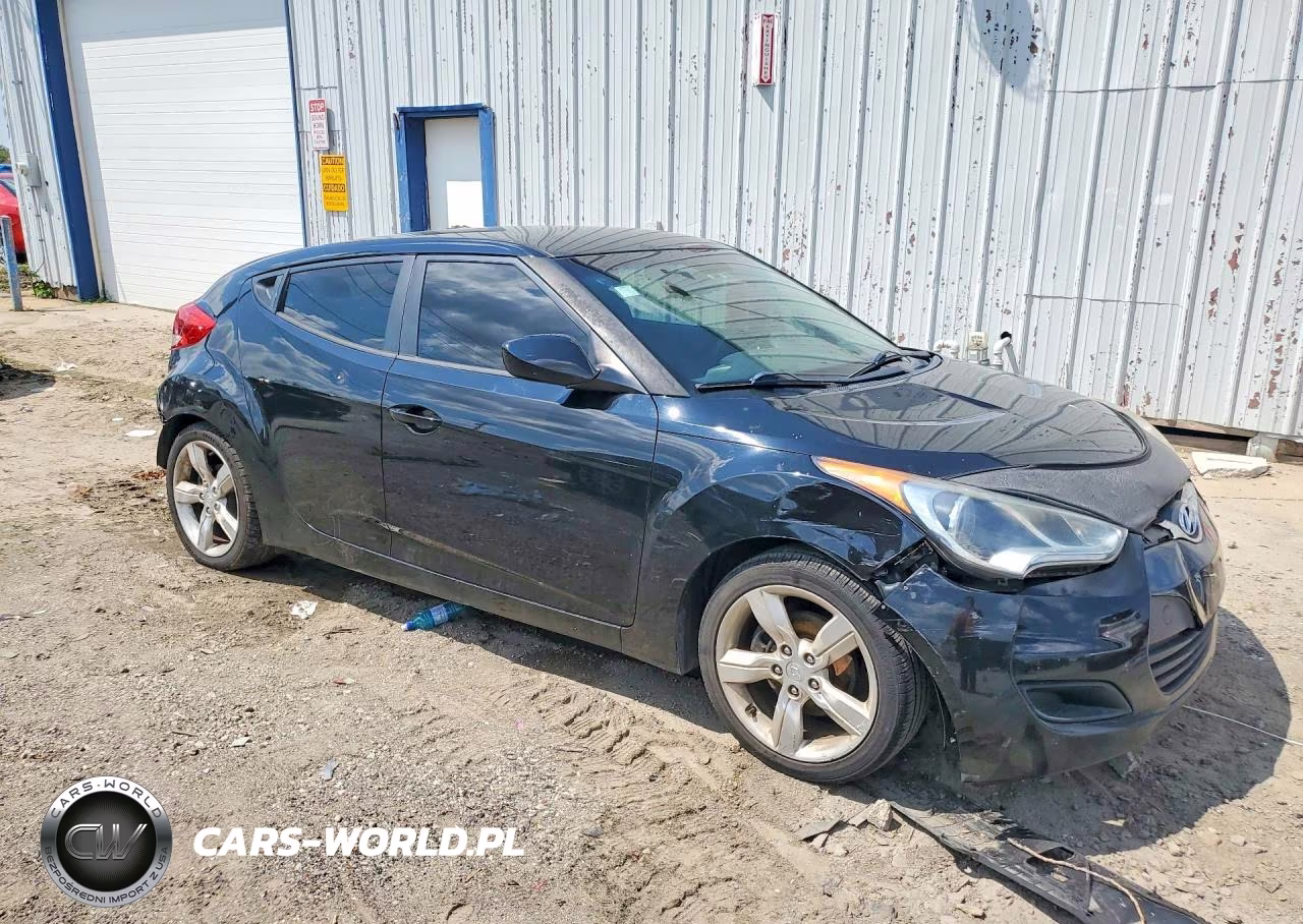2012 Hyundai Veloster Base VIN:KMHTC6AD4CU038302 - 4