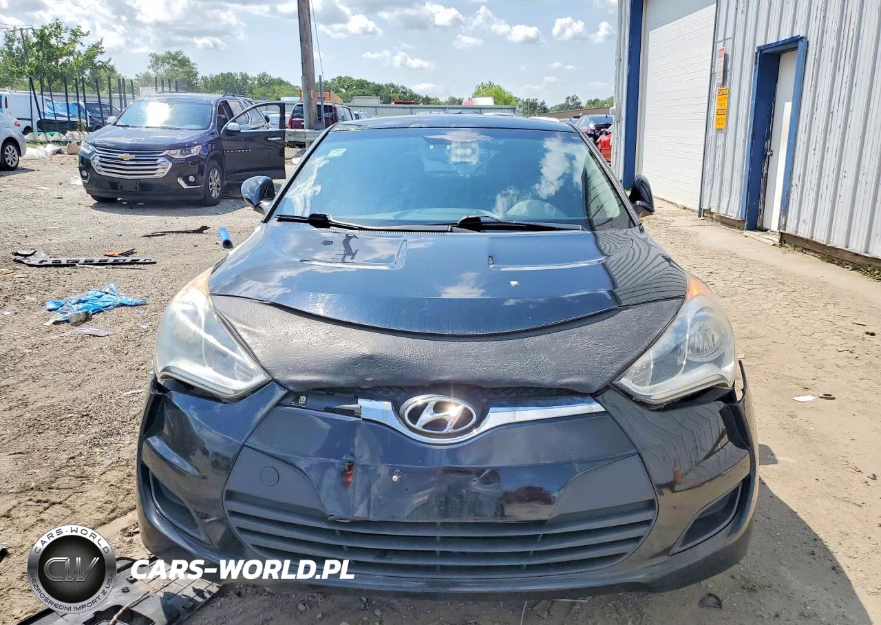 2012 Hyundai Veloster Base VIN:KMHTC6AD4CU038302 - 5
