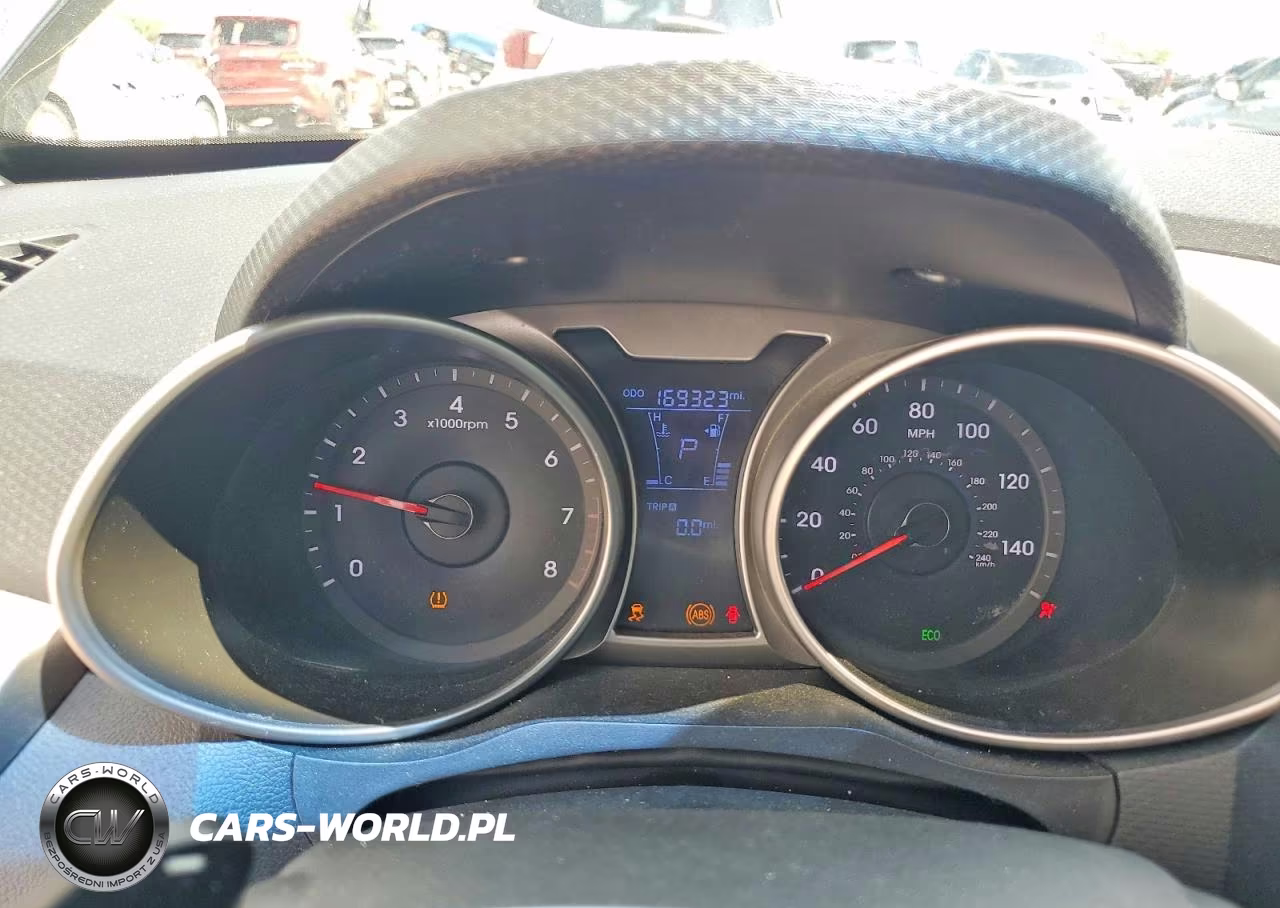 2012 Hyundai Veloster Base VIN:KMHTC6AD4CU038302 - 9