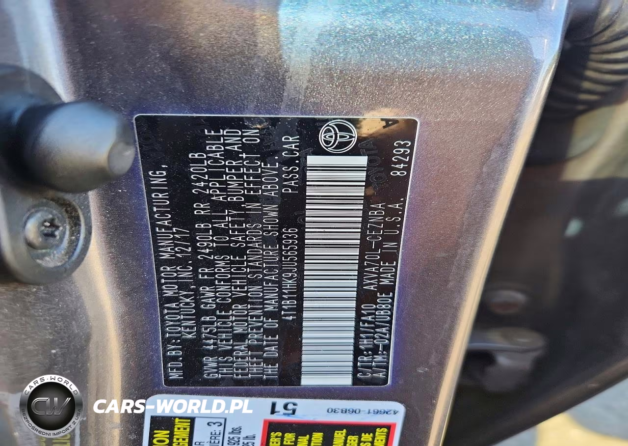 2018 Toyota Camry Le VIN:4T1B11HK9JU565936 - 13