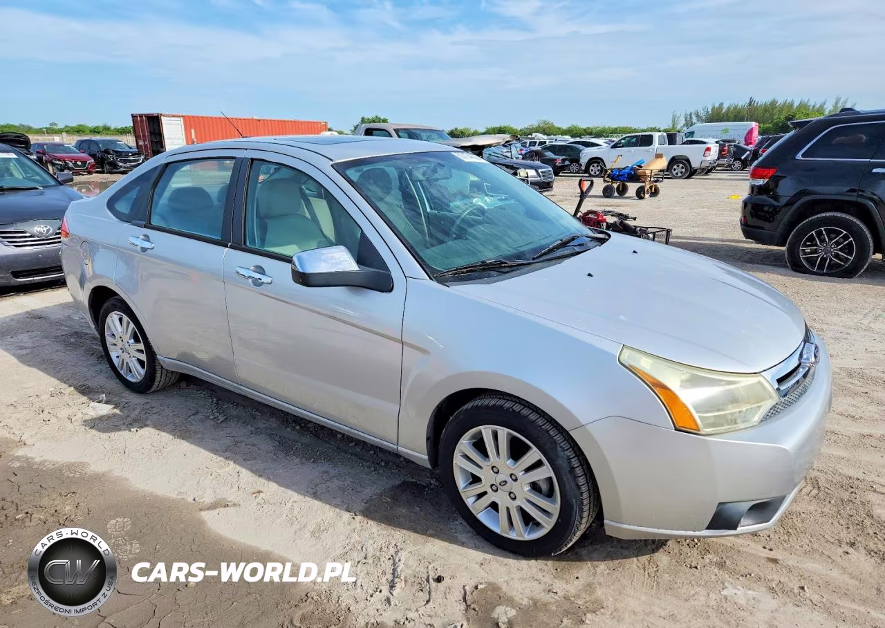 2010 Ford Focus Sel VIN:1FAHP3HN5AW260933 - 4