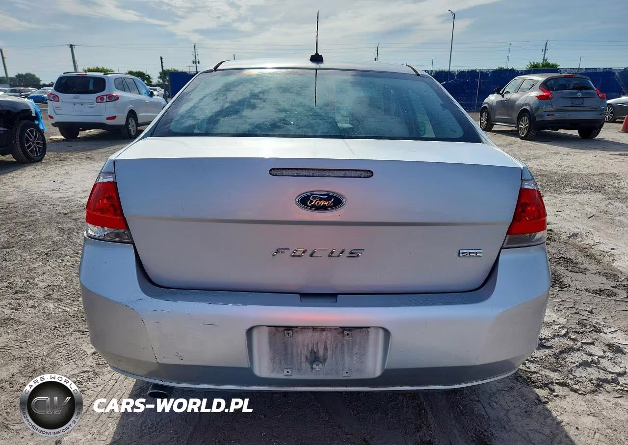 2010 Ford Focus Sel VIN:1FAHP3HN5AW260933 - 6