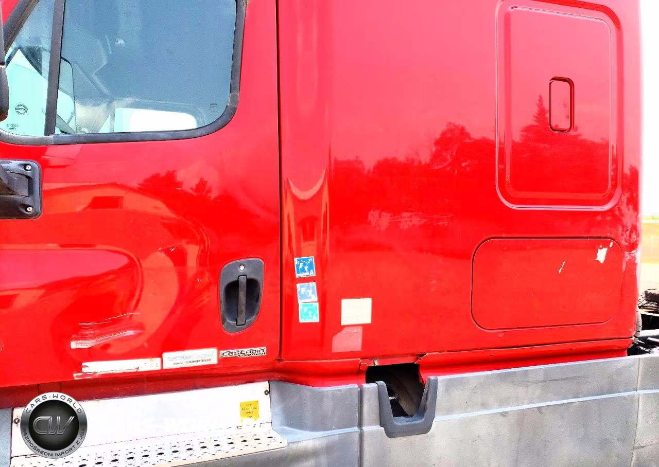 2015 Freightliner Cascadia 125 VIN:3AKJGLD59FSGB3759 - 14